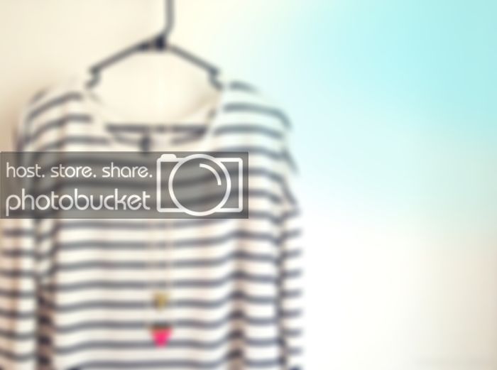 DIY simple triangle necklace by creative index