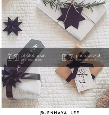 Holiday Gift Tags by Creative Index
